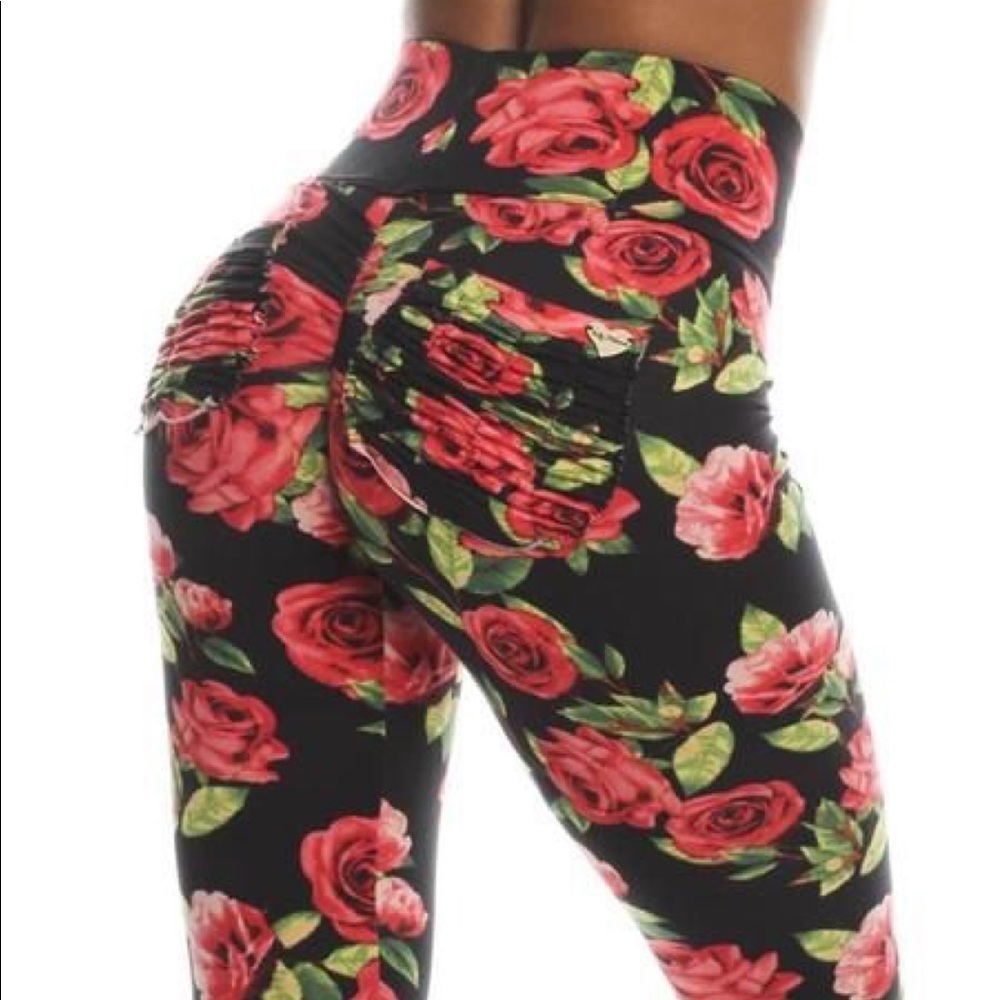 Cute booty lounge floral leggings size small